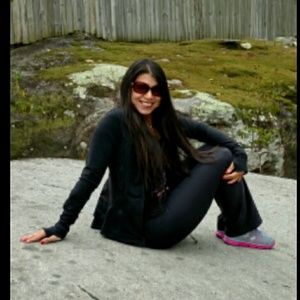 Meet your Posher, Robyn